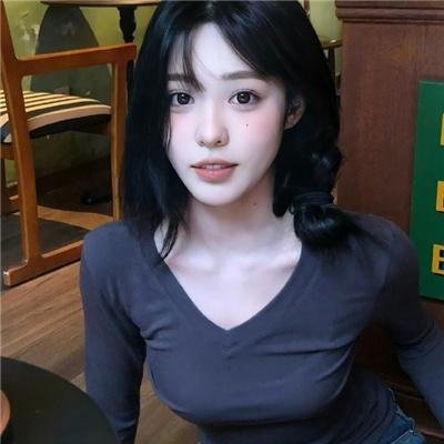 一见你就笑